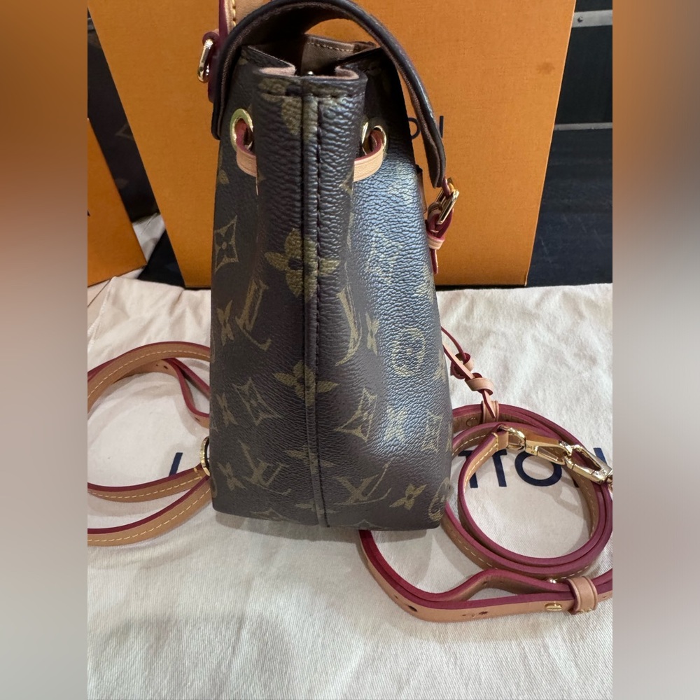🤎💛Louis Vuitton Montsouris BB backpack💛🤎 - Picture 7 of 14